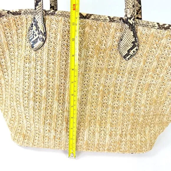 Steve Madden Tote Natural Tan Woven Straw Snakeskin Trim Bonus Pouch - Picture 11 of 12
